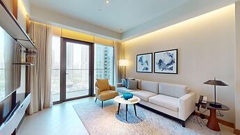Downtown - Address Residences Opera T1 1603