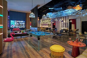 Moxy Ningbo Old Bund