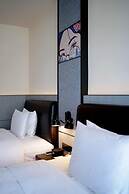 Moxy Ningbo Old Bund