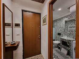 Gesuiti Cozy and Central Apartment by Ca-sa Check