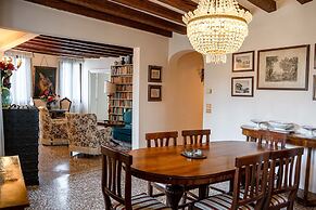 Casa Allegra by Ca-sa Check
