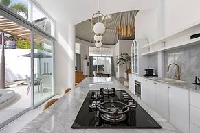 Luxurious Mediterranean Villa In Canggu Oasis