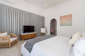 Luxurious Mediterranean Villa In Canggu Oasis