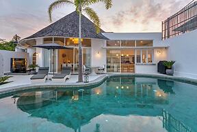 Luxurious Mediterranean Villa In Canggu Oasis