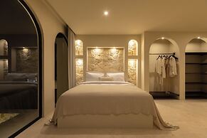 Romantic Tropical Villa Sawa  Pererenan