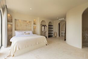 Romantic Tropical Villa Sawa  Pererenan