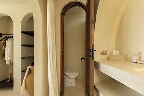 Romantic Tropical Villa Sawa  Pererenan