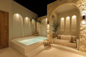 Romantic Tropical Villa Sawa  Pererenan