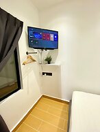 The 6N by Sky Hive