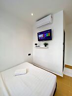 The 6N by Sky Hive