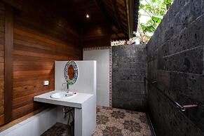 Karang Buncing Lembongan