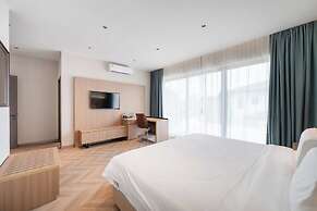 Argo Pattaya Resort and Villas