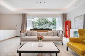 Argo Pattaya Resort and Villas