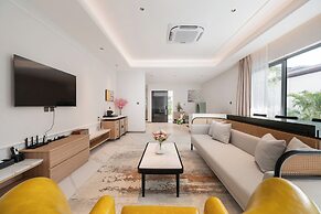 Argo Pattaya Resort and Villas