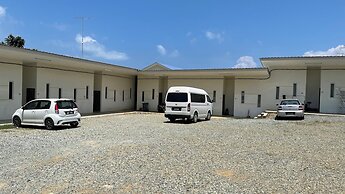 OYO 91026 M&H Hotel 2
