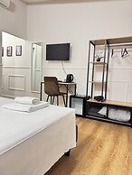 El Roy Garden Rooms