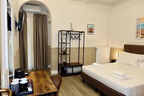 El Roy Garden Rooms
