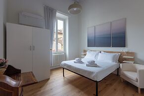 Borgo Pinti's Duplex Apartment