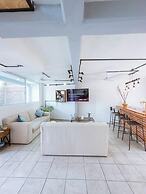New Comfortable Retreat. Pool & BBQ