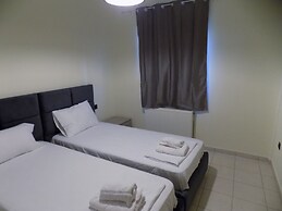 Central Cute 2Bd Balcony apt in Skiathos