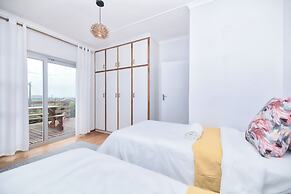 Lands Edge Eco Friendly Cottages