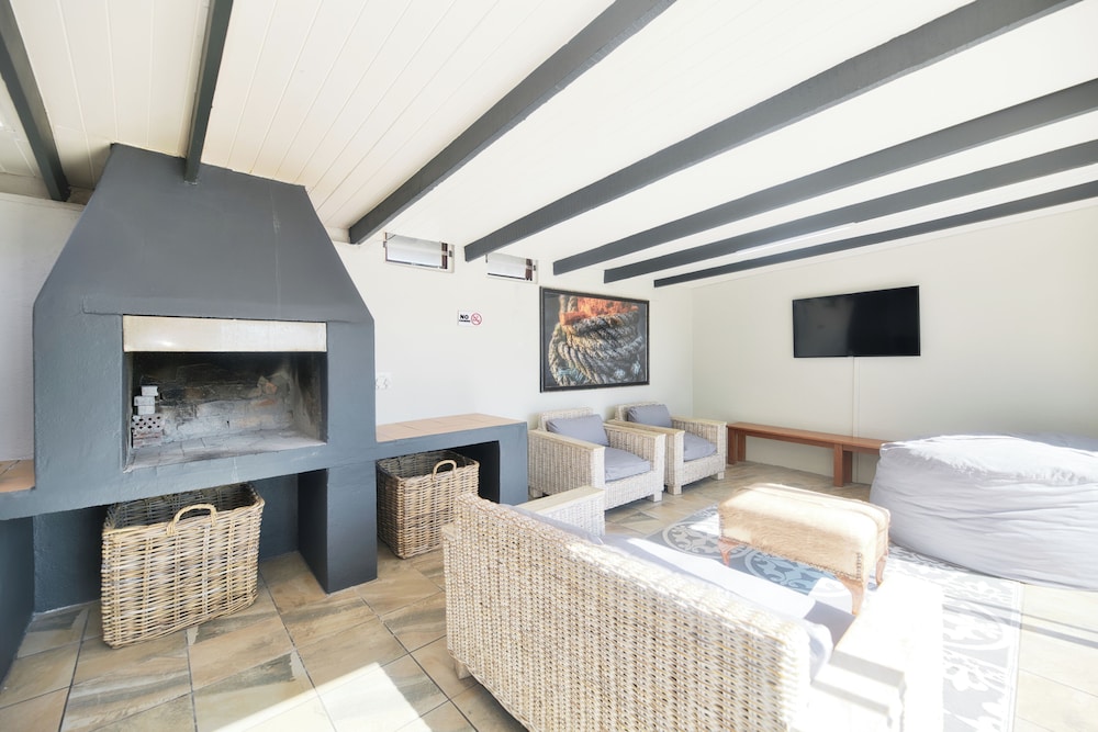 Lands Edge Eco Friendly Cottages