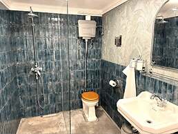 Baldursbra-Central Studio Apartment