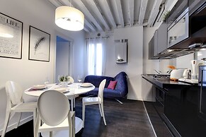 Biennale Apartment by Wonderful Italy