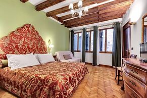 Byron San Marco by Wonderful Italy