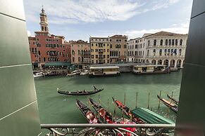 Rialto Grand Canal - Locz