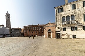 Ca Della Commedia by Wonderful Italy