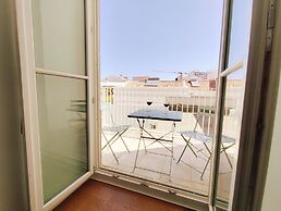 Nap in the Shade Apartment