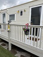 Skegness Seaside Retreat - 2 Bed Apartment