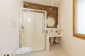 Ausentu Guest House