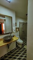Tuki Hostel & Lounge