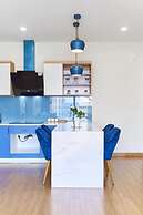 Halo Bay Retreat