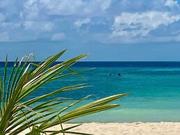 Noah Private Beach House