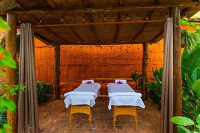 Traveler Hostel