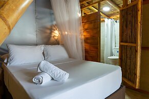 Traveler Hostel