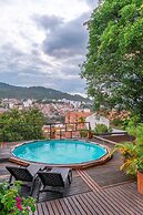 Traveler Hostel