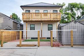 New Dt Apartment Walk To All