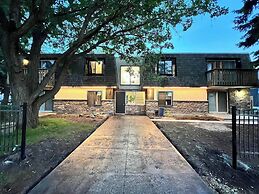 Brand New Modern Flat 2br1ba Whyte And U