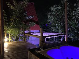 Ada Marina