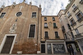 Sant Aponal Prestige by Wonderful Italy