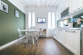 Ca d Oro Cozy Suite by Wonderful Italy