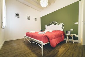 Ca d Oro Cozy Suite by Wonderful Italy