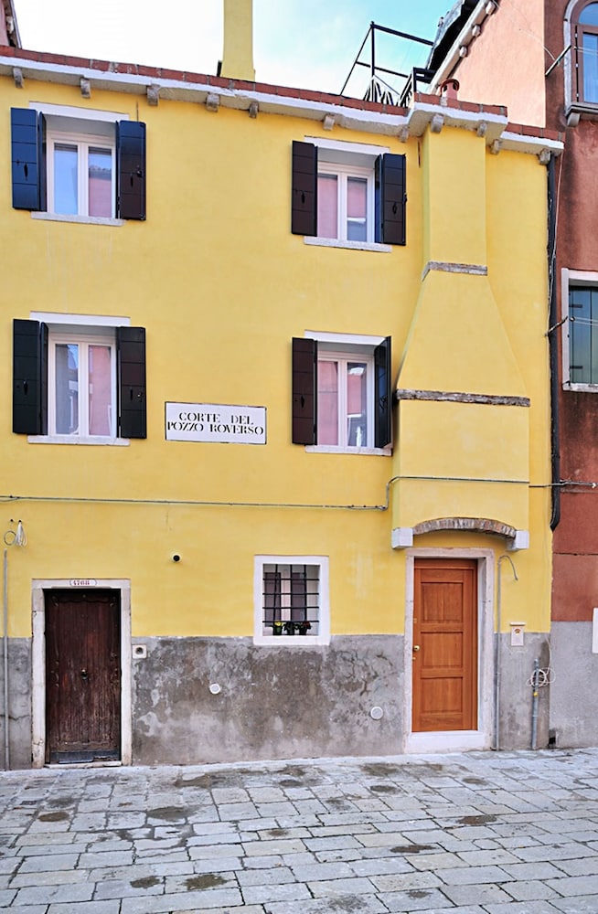 Pozzo Roverso by Wonderful Italy