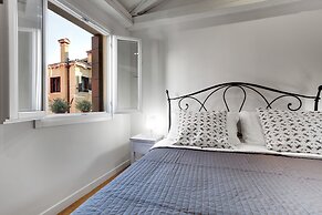 Pozzo Roverso by Wonderful Italy