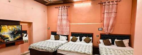 Rudraksha Kashi Inn By GRB