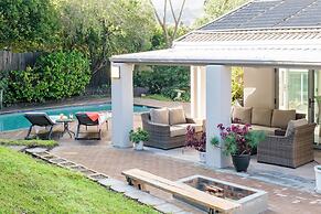 Charming Home With Mountain Views at Rivendell